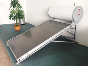 150-Liter-Flachplatten-Solarwarmwasserbereiter 